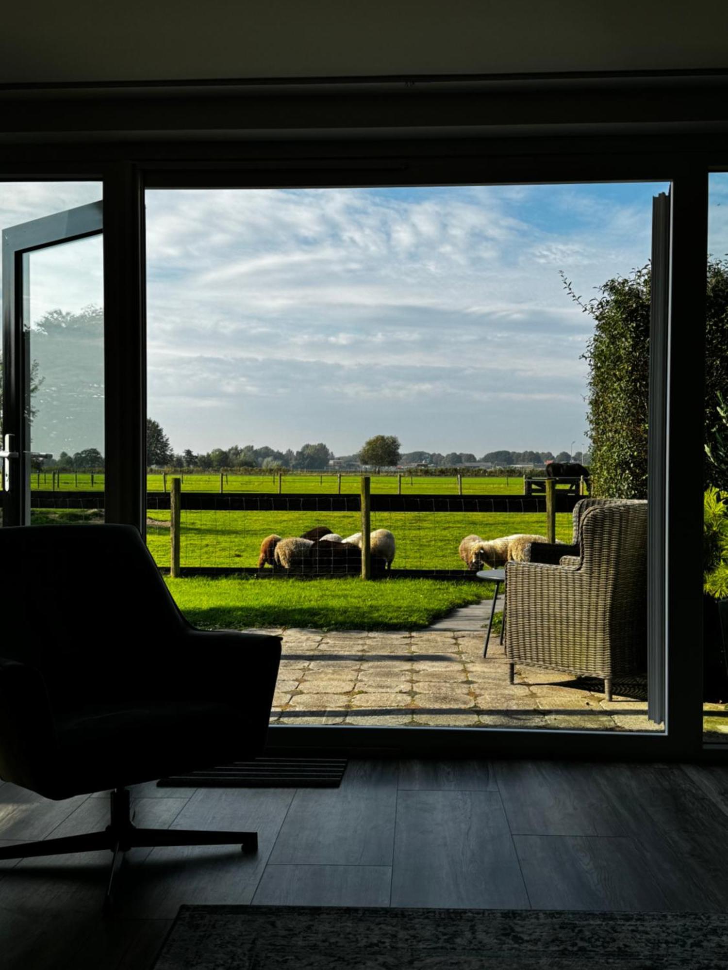 Vakantiewoning Le Garaazje 'S-Gravendeel Kültér fotó
